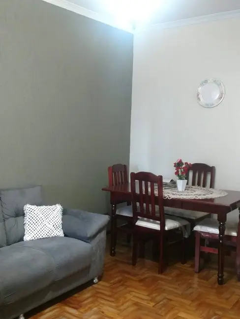 Casa com 2 quartos para alugar em Jardim Maria Rosa, Taboao Da Serra - SP - imagem 4 Foto 4 de Casa com 2 quartos para alugar em Jardim Maria Rosa, Taboao Da Serra - SP
