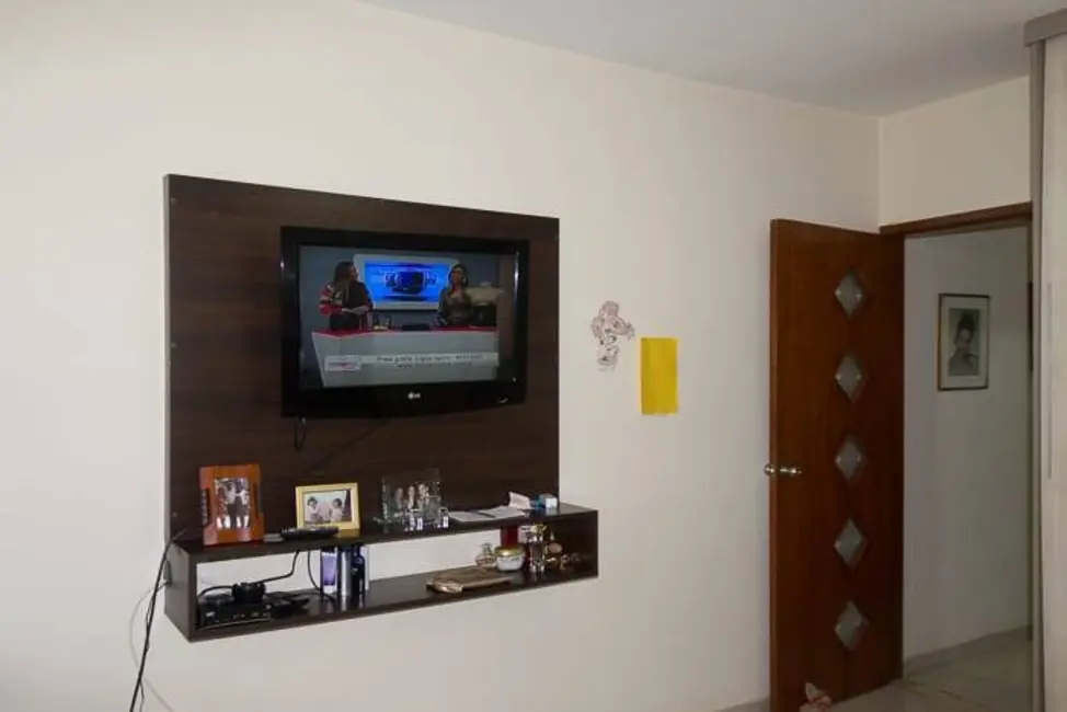 Sobrado com 2 quartos para alugar, 135m2 em Jardim Celeste, São Paulo - SP - imagem 6 Foto 6 de Sobrado com 2 quartos para alugar, 135m2 em Jardim Celeste, São Paulo - SP