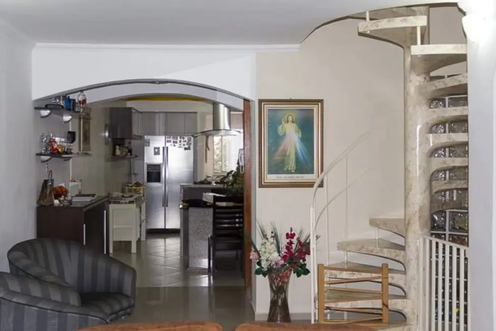 Sobrado com 2 quartos para alugar, 135m2 em Jardim Celeste, São Paulo - SP - imagem 2 Foto 2 de Sobrado com 2 quartos para alugar, 135m2 em Jardim Celeste, São Paulo - SP