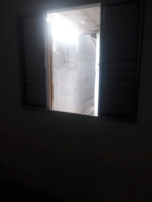 Foto 3 de Casa com 1 quarto para alugar em Jardim Beatriz, Taboao Da Serra - SP