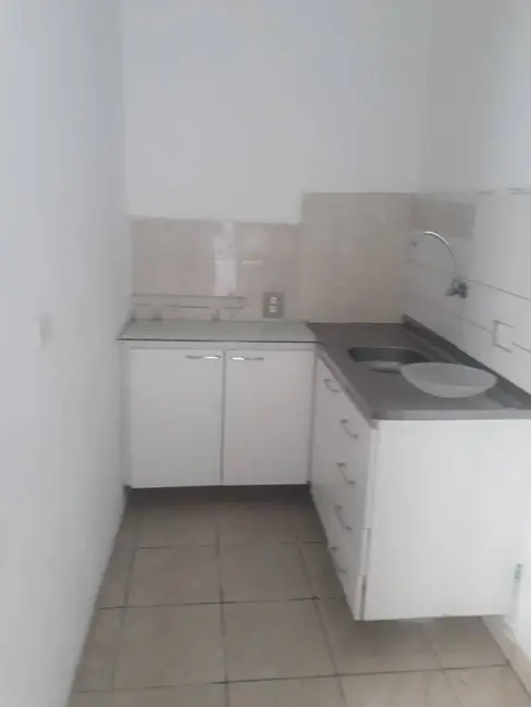 Foto 8 de Casa com 1 quarto para alugar em Jardim Beatriz, Taboao Da Serra - SP