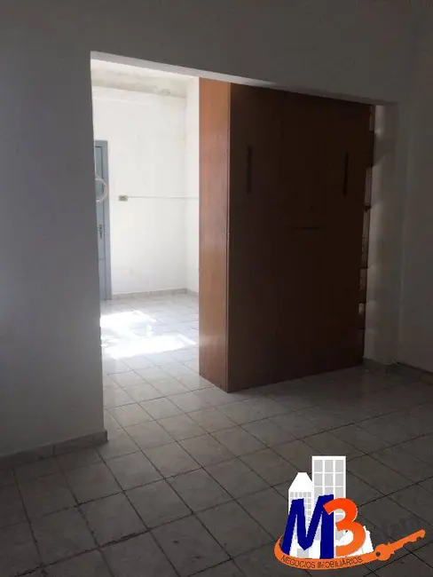 Foto 8 de Casa com 2 quartos para alugar, 250m2 em Cidade Intercap, Taboao Da Serra - SP