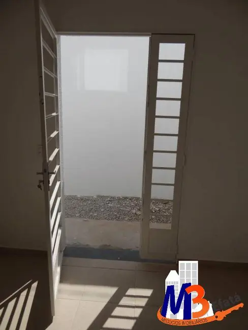 Foto 6 de Sobrado com 3 quartos à venda, 125m2 em Taboao Da Serra - SP