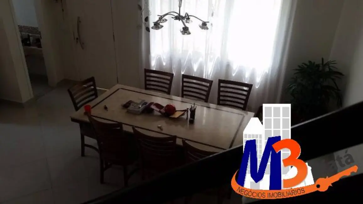 Foto 3 de Sobrado com 3 quartos à venda, 300m2 em Jardim América, Taboao Da Serra - SP