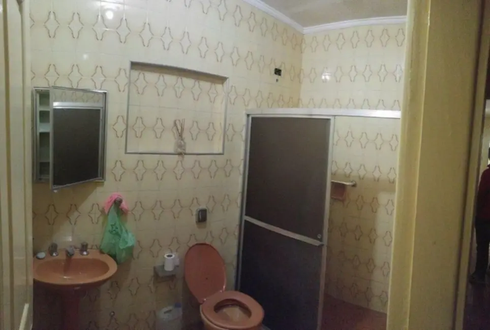 Foto 2 de Casa com 2 quartos para alugar, 200m2 em Vila Osasco, Osasco - SP
