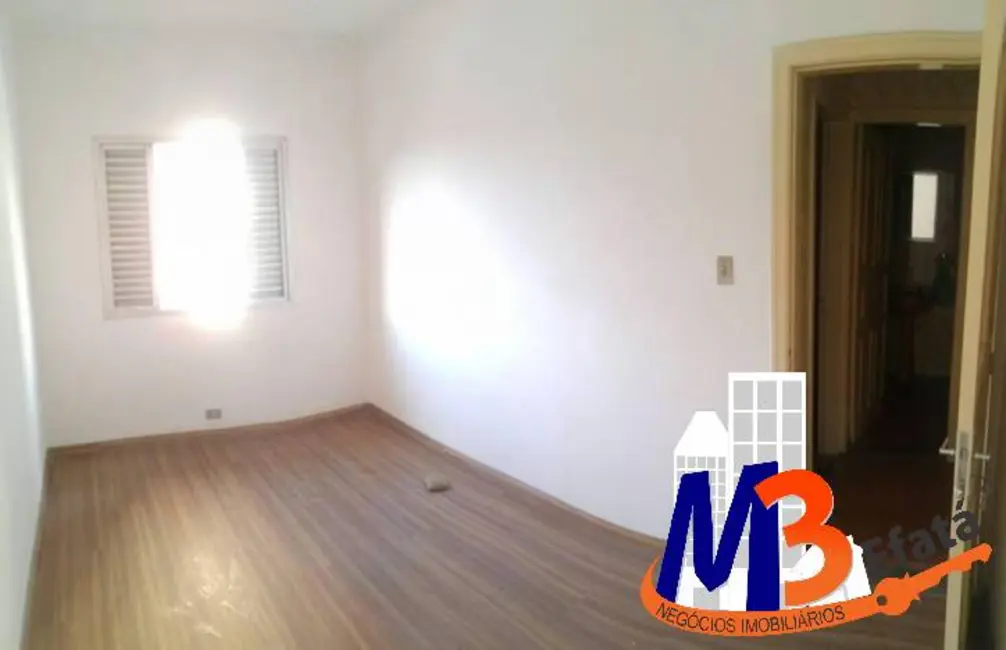 Casa com 2 quartos para alugar, 200m2 em Vila Osasco, Osasco - SP - imagem 3 Foto 3 de Casa com 2 quartos para alugar, 200m2 em Vila Osasco, Osasco - SP