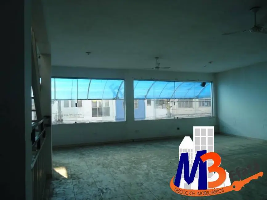 Armazém / Galpão para alugar, 700m2 em Vila Santa Luzia, Taboao Da Serra - SP - imagem 4 Foto 4 de Armazém / Galpão para alugar, 700m2 em Vila Santa Luzia, Taboao Da Serra - SP