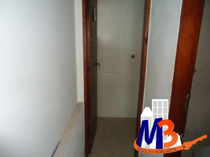 Armazém / Galpão para alugar, 700m2 em Vila Santa Luzia, Taboao Da Serra - SP - imagem 6 Foto 6 de Armazém / Galpão para alugar, 700m2 em Vila Santa Luzia, Taboao Da Serra - SP