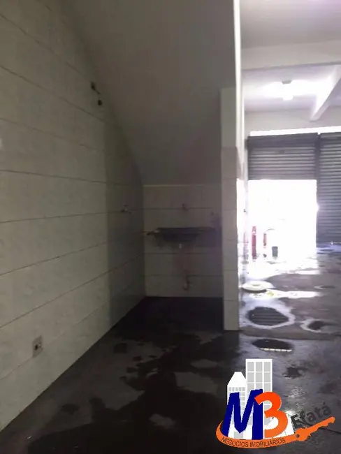 Armazém / Galpão para alugar, 335m2 em Jardim América, Taboao Da Serra - SP - imagem 6 Foto 6 de Armazém / Galpão para alugar, 335m2 em Jardim América, Taboao Da Serra - SP