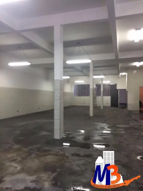 Armazém / Galpão para alugar, 335m2 em Jardim América, Taboao Da Serra - SP - imagem 4 Foto 4 de Armazém / Galpão para alugar, 335m2 em Jardim América, Taboao Da Serra - SP