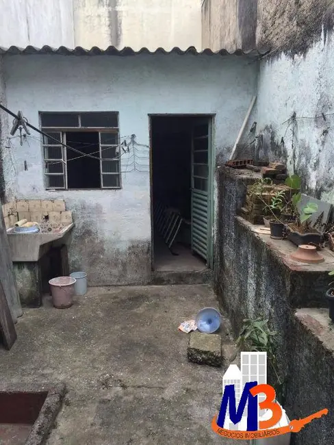 Foto 3 de Sobrado com 3 quartos à venda, 300m2 em Jardim Ouro Preto, Taboao Da Serra - SP