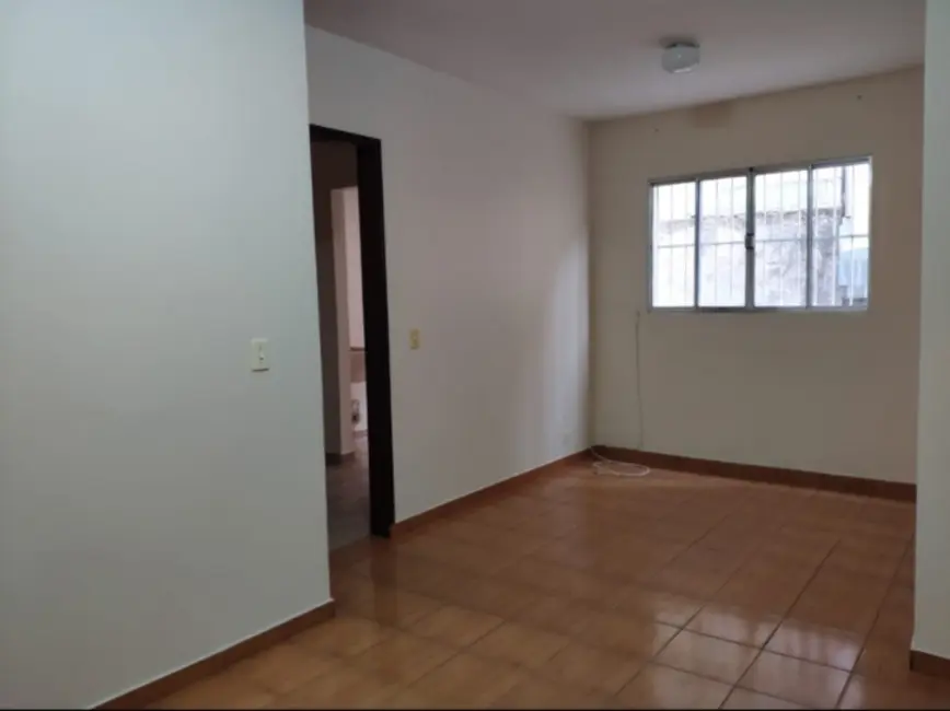 Foto 1 de Apartamento com 2 quartos para alugar em Jardim das Esmeraldas, São Paulo - SP