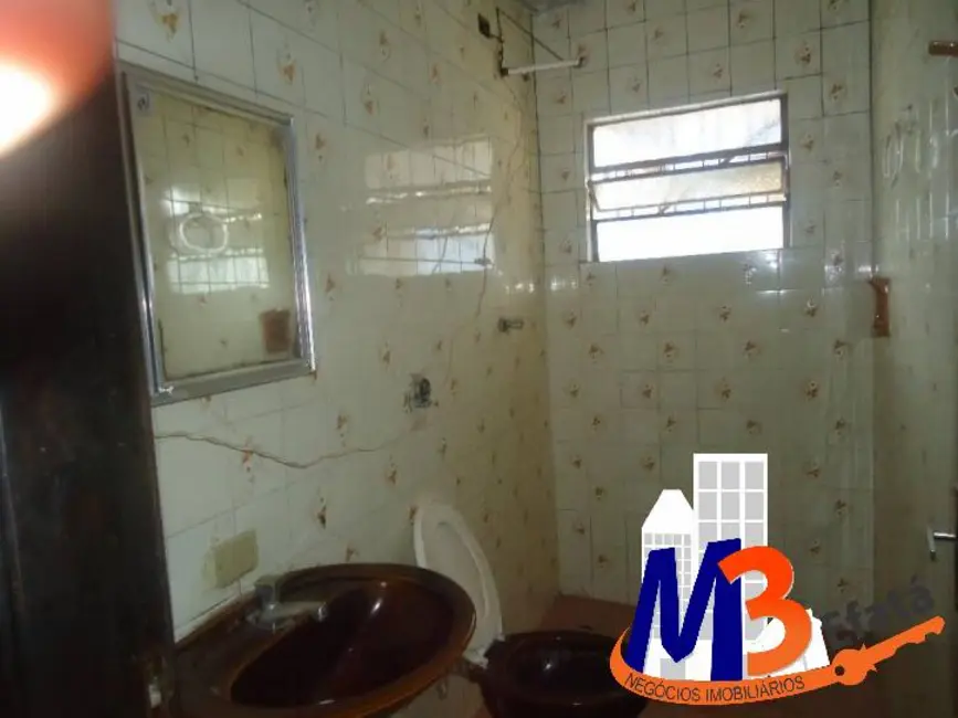 Foto 4 de Casa com 1 quarto para alugar, 125m2 em Jardim Santa Rosa, Taboao Da Serra - SP