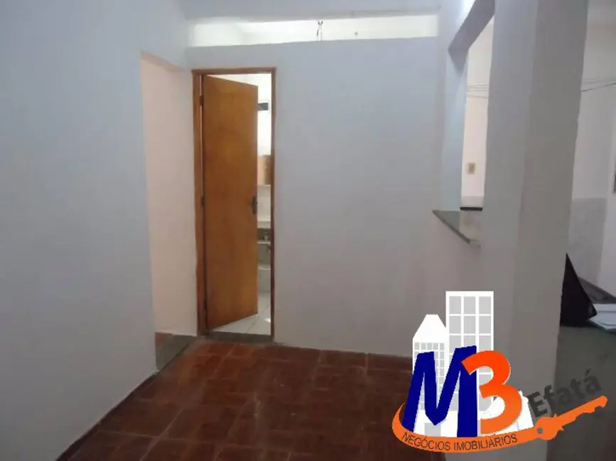 Foto 6 de Casa com 1 quarto para alugar, 125m2 em Jardim Santa Rosa, Taboao Da Serra - SP
