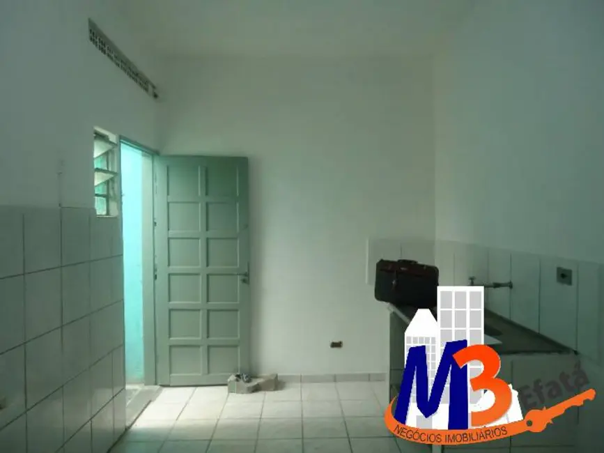 Foto 1 de Casa com 1 quarto para alugar, 125m2 em Jardim Santa Rosa, Taboao Da Serra - SP
