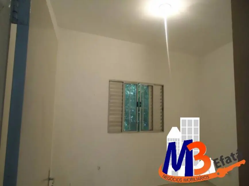 Casa com 2 quartos à venda, 125m2 em Jardim Mirna, Taboao Da Serra - SP - imagem 5 Foto 5 de Casa com 2 quartos à venda, 125m2 em Jardim Mirna, Taboao Da Serra - SP
