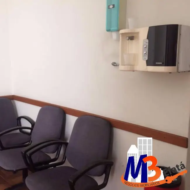 Foto 8 de Casa com 4 quartos para alugar, 250m2 em Parque Santos Dumont, Taboao Da Serra - SP