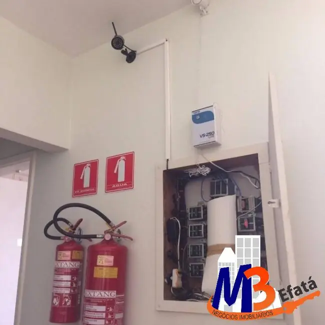 Foto 4 de Casa com 4 quartos para alugar, 250m2 em Parque Santos Dumont, Taboao Da Serra - SP