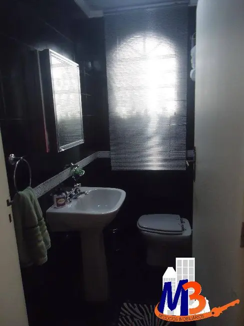 Foto 5 de Sobrado com 3 quartos à venda, 300m2 em Jardim Monte Alegre, Taboao Da Serra - SP