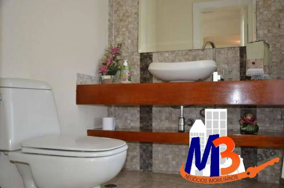 Foto 4 de Sobrado com 4 quartos à venda, 400m2 em Santana De Parnaiba - SP