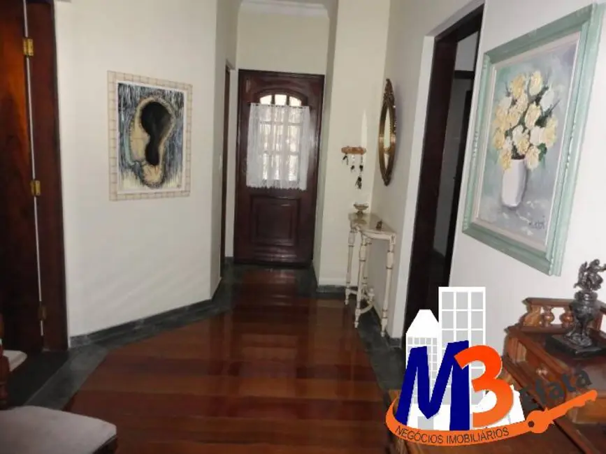 Casa com 4 quartos à venda, 360m2 em Alphaville, Santana De Parnaiba - SP - imagem 3 Foto 3 de Casa com 4 quartos à venda, 360m2 em Alphaville, Santana De Parnaiba - SP