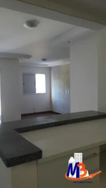Foto 2 de Apartamento com 2 quartos para alugar em Jardim Maria Rosa, Taboao Da Serra - SP