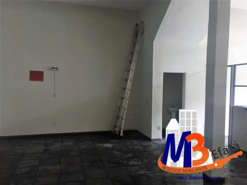 Sala Comercial com 1 quarto para alugar, 120m2 em Taboao Da Serra - SP - imagem 8 Foto 8 de Sala Comercial com 1 quarto para alugar, 120m2 em Taboao Da Serra - SP