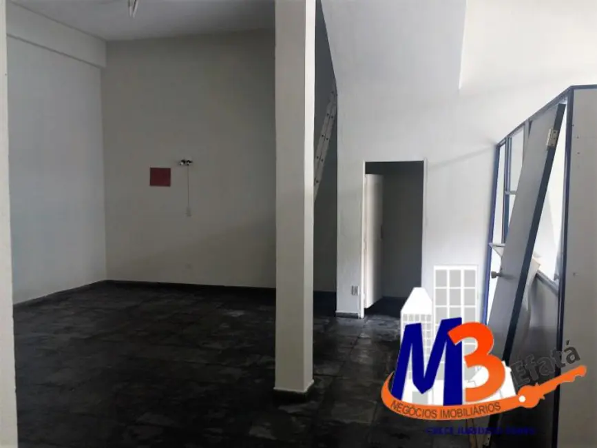 Sala Comercial com 1 quarto para alugar, 120m2 em Taboao Da Serra - SP - imagem 2 Foto 2 de Sala Comercial com 1 quarto para alugar, 120m2 em Taboao Da Serra - SP