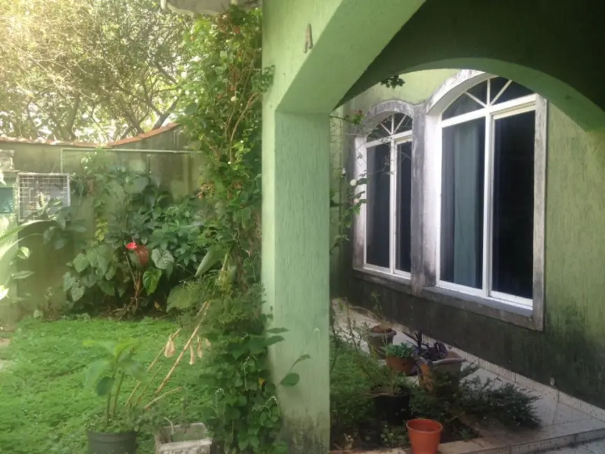 Foto 1 de Casa com 3 quartos à venda e para alugar, 400m2 em Jardim Monte Alegre, Taboao Da Serra - SP