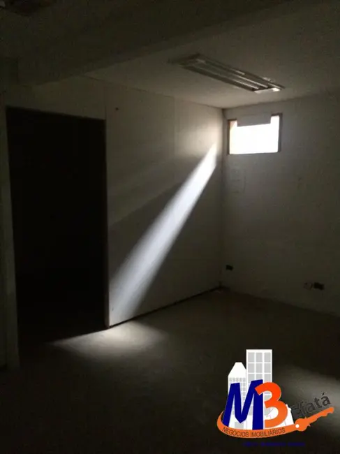 Armazém / Galpão para alugar em Jardim Monte Alegre, São Paulo - SP - imagem 4 Foto 4 de Armazém / Galpão para alugar em Jardim Monte Alegre, São Paulo - SP