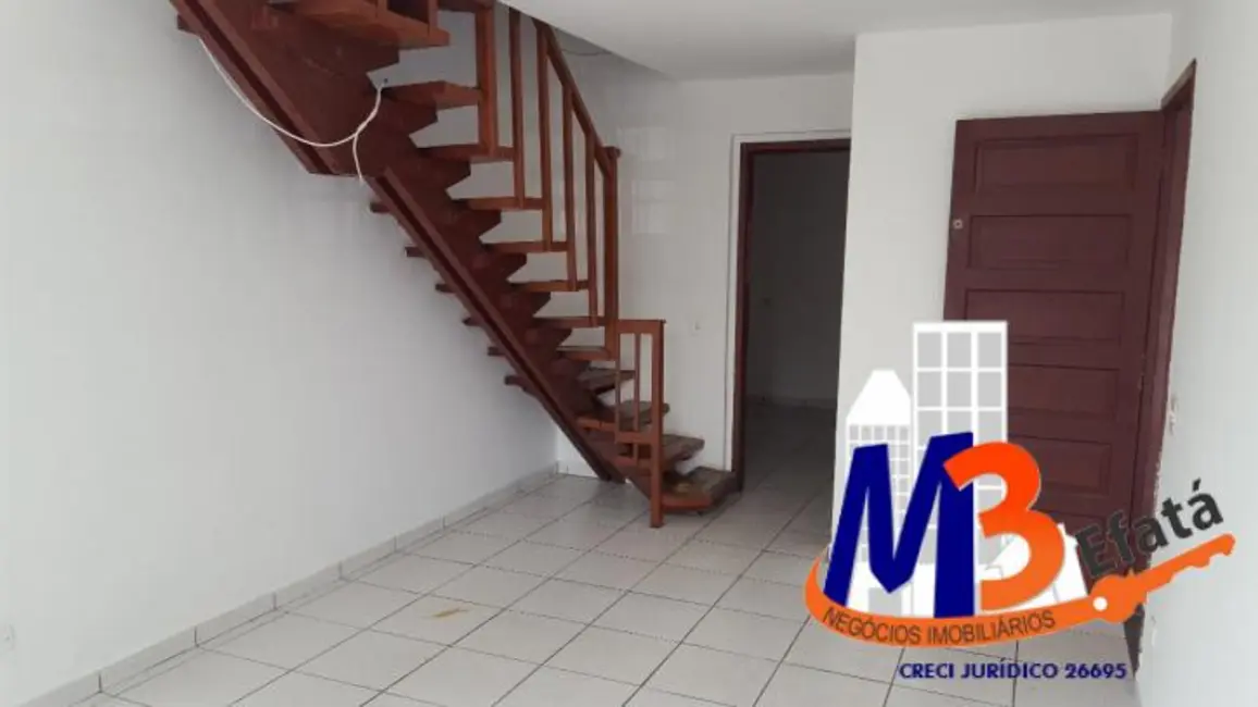 Sobrado com 2 quartos para alugar em Parque Santos Dumont, Taboao Da Serra - SP - imagem 3 Foto 3 de Sobrado com 2 quartos para alugar em Parque Santos Dumont, Taboao Da Serra - SP