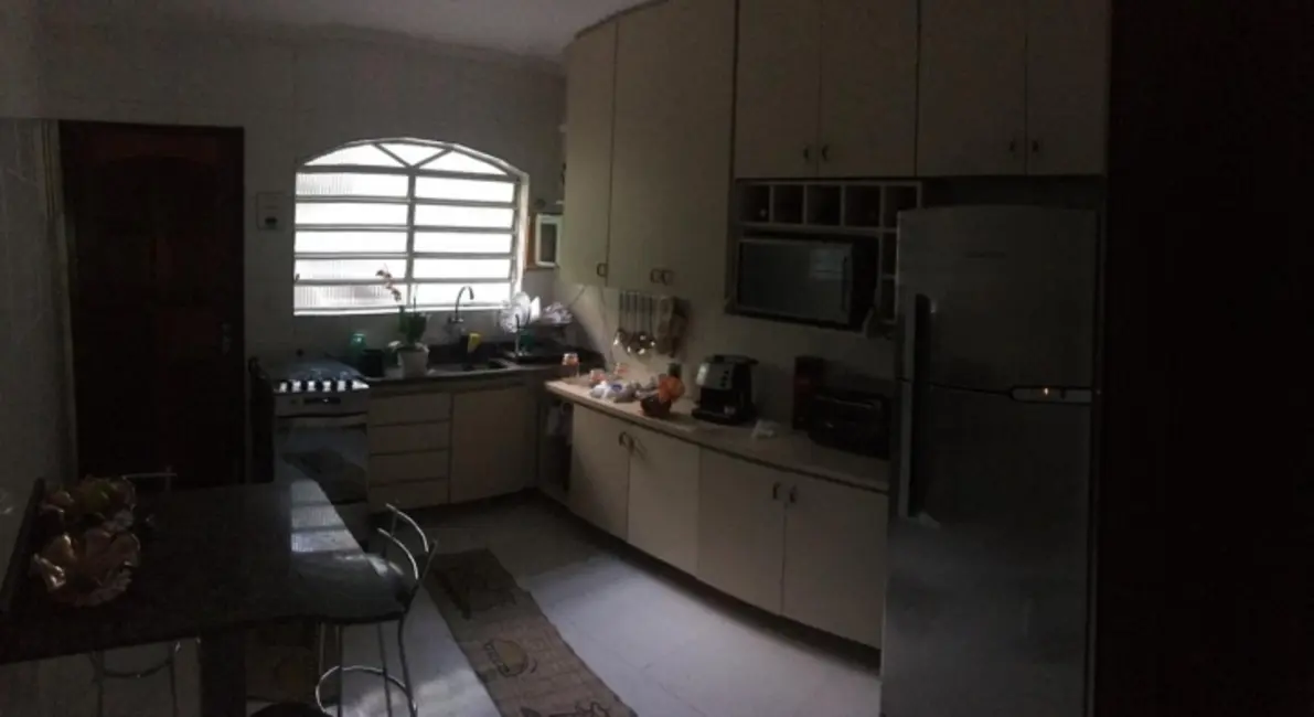 Foto 2 de Sobrado com 2 quartos para alugar em Jardim Maria Rosa, Taboao Da Serra - SP