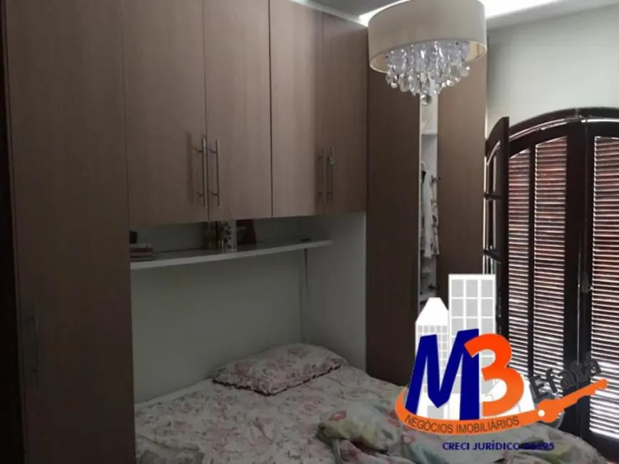 Sobrado com 2 quartos para alugar em Jardim Maria Rosa, Taboao Da Serra - SP - imagem 5 Foto 5 de Sobrado com 2 quartos para alugar em Jardim Maria Rosa, Taboao Da Serra - SP