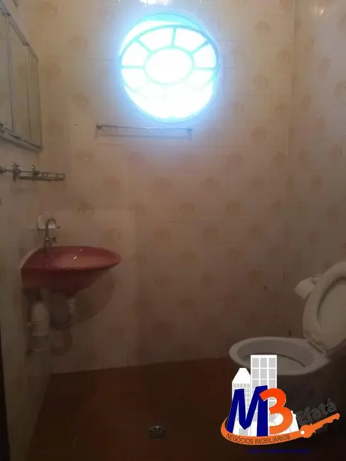 Casa com 5 quartos à venda, 200m2 em Jardim Raposo Tavares, São Paulo - SP - imagem 2 Foto 2 de Casa com 5 quartos à venda, 200m2 em Jardim Raposo Tavares, São Paulo - SP