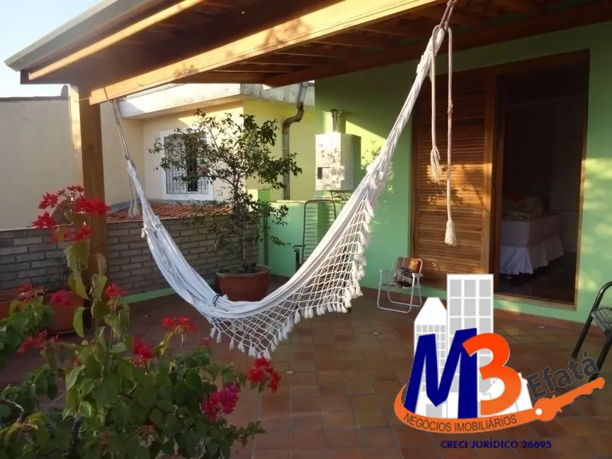 Foto 1 de Casa com 4 quartos à venda, 125m2 em Jardim América, Taboao Da Serra - SP
