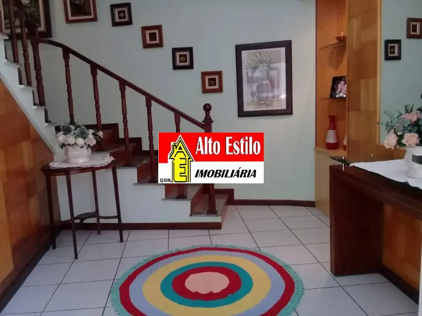 Foto 2 de Casa com 3 quartos à venda, 265m2 em Cascadura, Rio De Janeiro - RJ