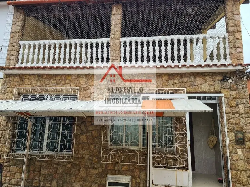 Foto 1 de Casa com 2 quartos à venda, 140m2 em Cascadura, Rio De Janeiro - RJ