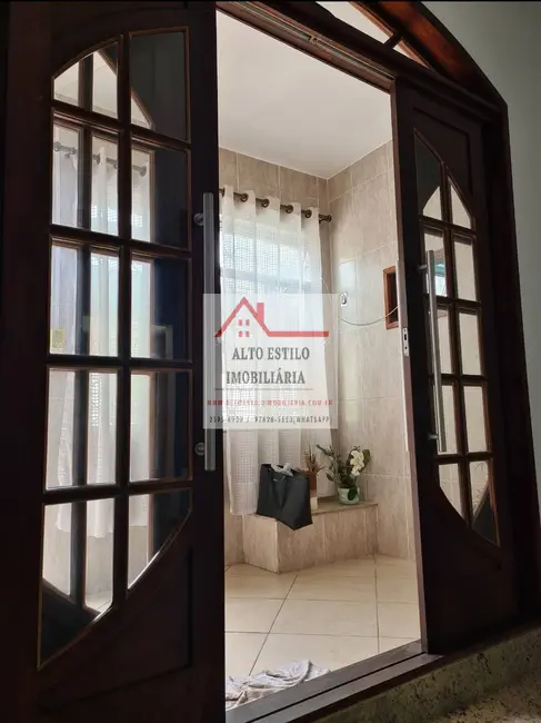 Casa com 2 quartos à venda, 140m2 em Cascadura, Rio De Janeiro - RJ - imagem 4 Foto 4 de Casa com 2 quartos à venda, 140m2 em Cascadura, Rio De Janeiro - RJ