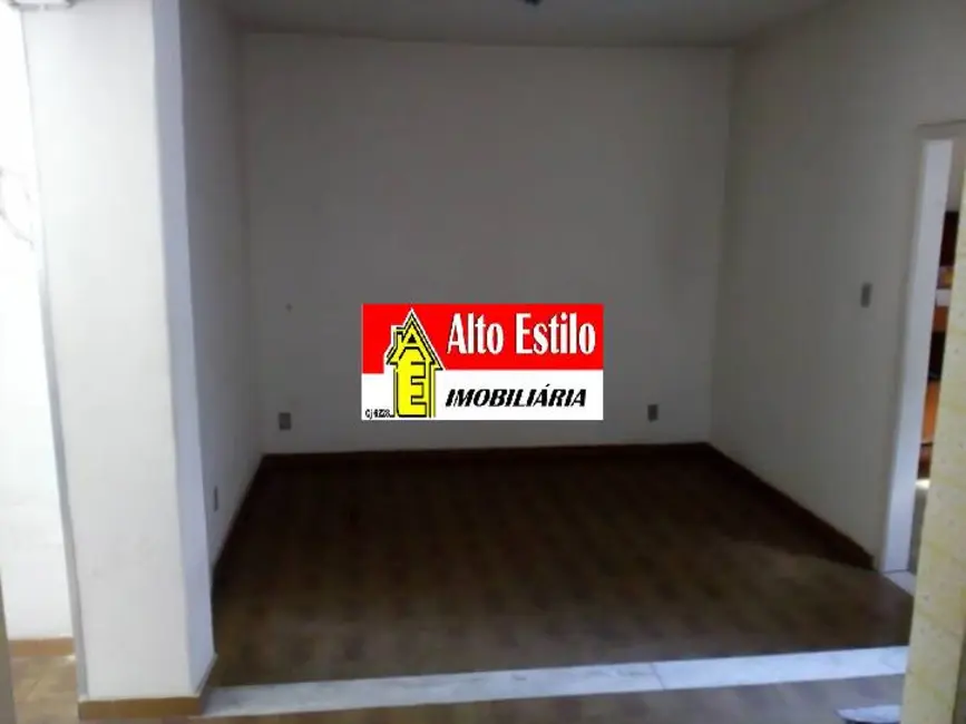 Casa com 2 quartos à venda, 75m2 em Piedade, Rio De Janeiro - RJ - imagem 4 Foto 4 de Casa com 2 quartos à venda, 75m2 em Piedade, Rio De Janeiro - RJ