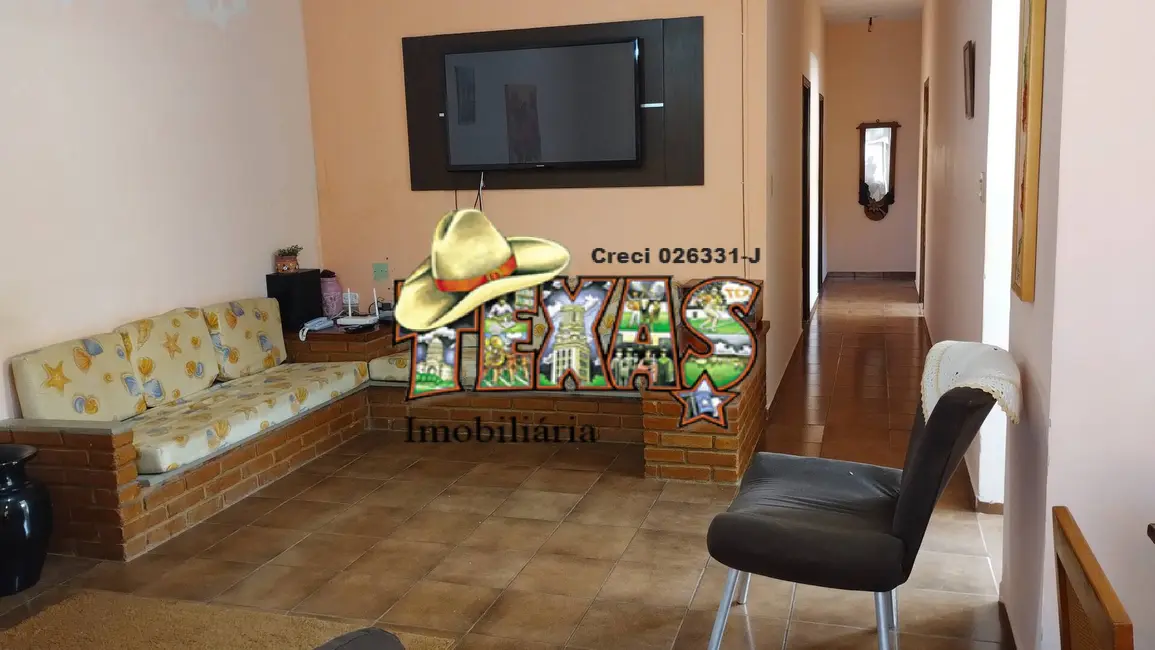 Foto 1 de Casa com 3 quartos à venda, 250m2 em Itanhaem - SP