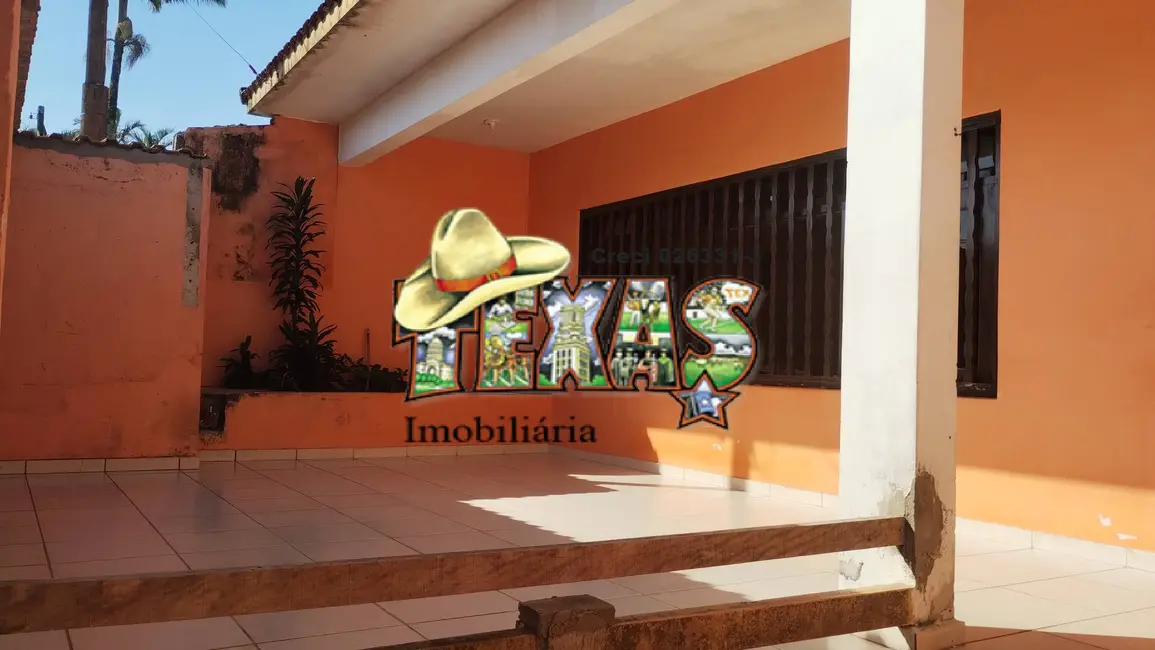 Foto 3 de Casa com 3 quartos à venda, 250m2 em Itanhaem - SP