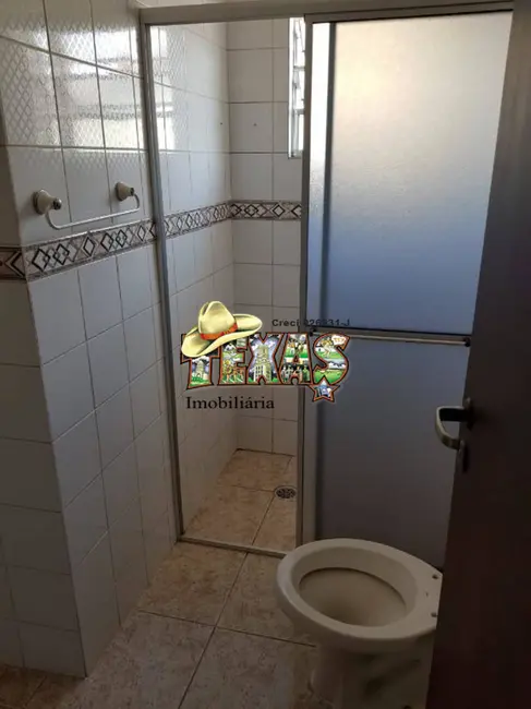 Sobrado com 3 quartos à venda, 200m2 em Vila Ivone, São Paulo - SP - imagem 4 Foto 4 de Sobrado com 3 quartos à venda, 200m2 em Vila Ivone, São Paulo - SP