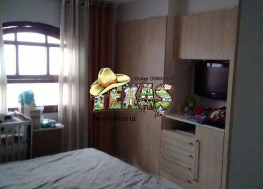 Sobrado com 4 quartos à venda, 300m2 em Cidade Líder, São Paulo - SP - imagem 3 Foto 3 de Sobrado com 4 quartos à venda, 300m2 em Cidade Líder, São Paulo - SP