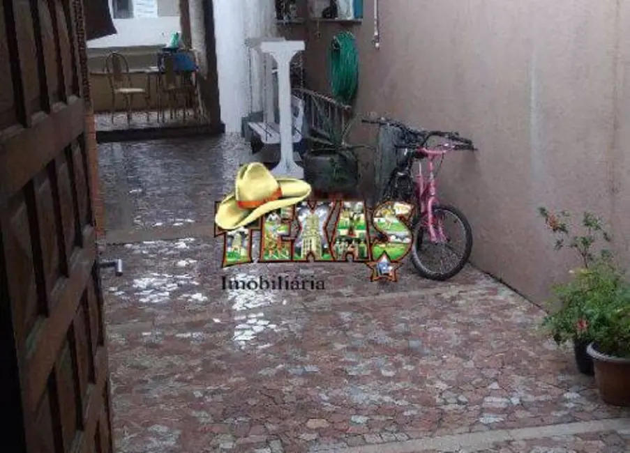 Sobrado com 4 quartos à venda, 300m2 em Cidade Líder, São Paulo - SP - imagem 7 Foto 7 de Sobrado com 4 quartos à venda, 300m2 em Cidade Líder, São Paulo - SP