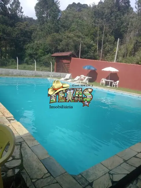 Chácara com 10 quartos à venda, 800m2 em Quatinga, Mogi Das Cruzes - SP - imagem 8 Foto 8 de Chácara com 10 quartos à venda, 800m2 em Quatinga, Mogi Das Cruzes - SP