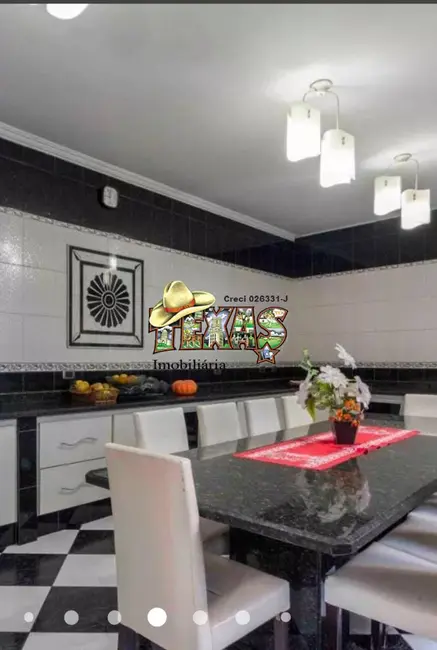 Foto 1 de Sobrado com 5 quartos à venda, 900m2 em Vila Marieta, São Paulo - SP