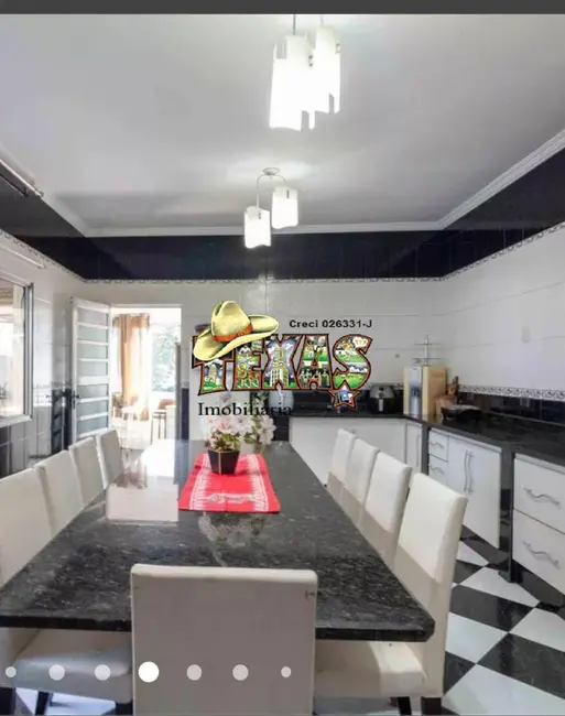 Sobrado com 5 quartos à venda, 900m2 em Vila Marieta, São Paulo - SP - imagem 4 Foto 4 de Sobrado com 5 quartos à venda, 900m2 em Vila Marieta, São Paulo - SP