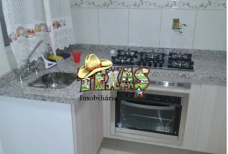 Foto 2 de Casa de Condomínio com 2 quartos à venda, 64m2 em Vila Sílvia, São Paulo - SP