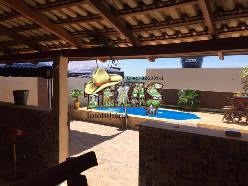 Foto 1 de Casa com 4 quartos à venda, 330m2 em Centro, Tres Coracoes - MG