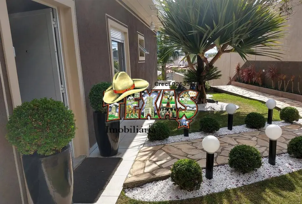 Foto 2 de Casa com 3 quartos à venda, 247m2 em Jardim Angelina, São Paulo - SP